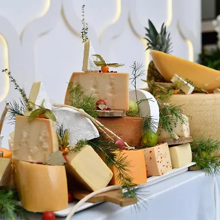 Grifid Metropol (adults Only) غولدن ساندز