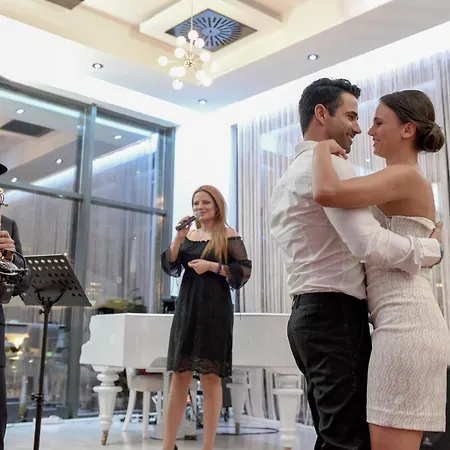 Grifid Metropol (adults Only) فندق غولدن ساندز