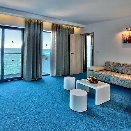 Grifid Metropol (adults Only) Hotell 4*