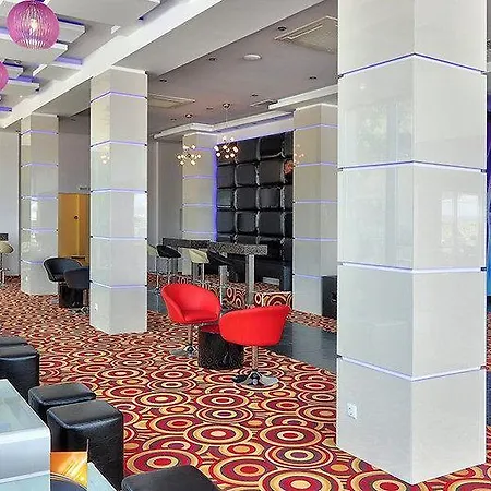 מלון Grifid Metropol (adults Only) 4*
