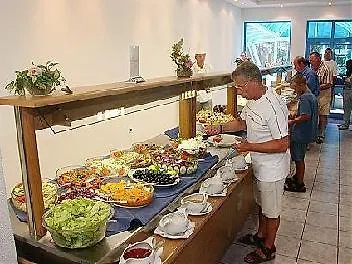 Grifid Metropol (adults Only) מלון גולדן סנדס
